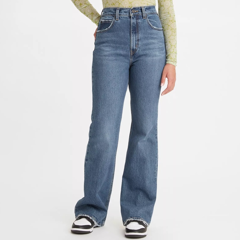 Levi’s 70’s High Rise Flare Jeans - Picture 2 of 12